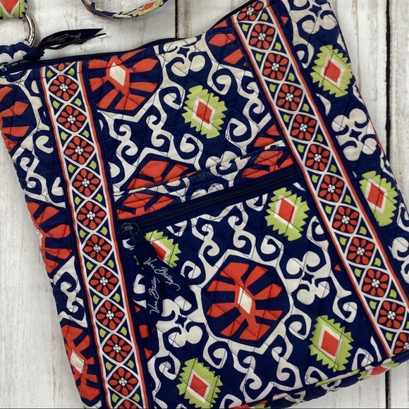 Vera Bradley Sun Valley Hipster Crossbody Bag - Picture 4 of 8
